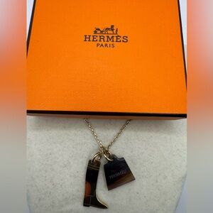 Hermès Amulette Maroquinier Pendant PM Gold/Wood Necklace